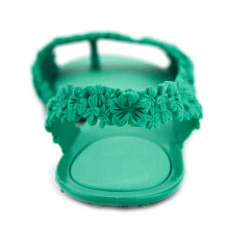 women’s beach shoes