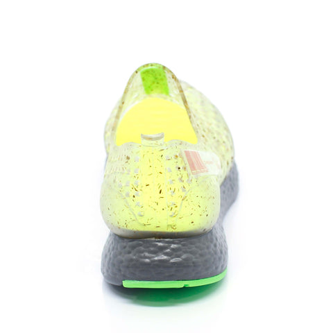 Cool kids summer sneakers